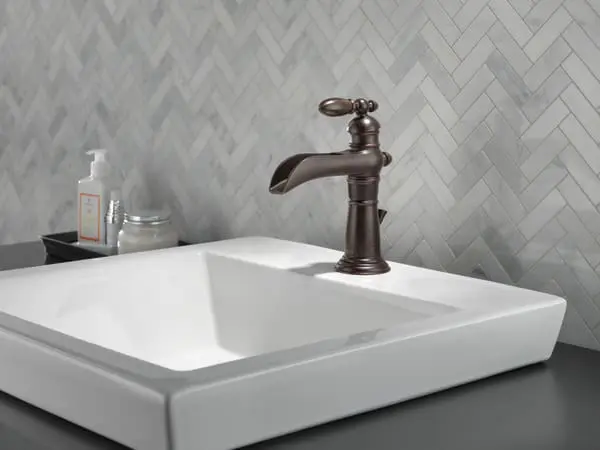 DELTA 554LF-RB VICTORIAN SINGLE HANDLE CHANNEL LAV FAUCET VENETIAN BRZ - Image 4